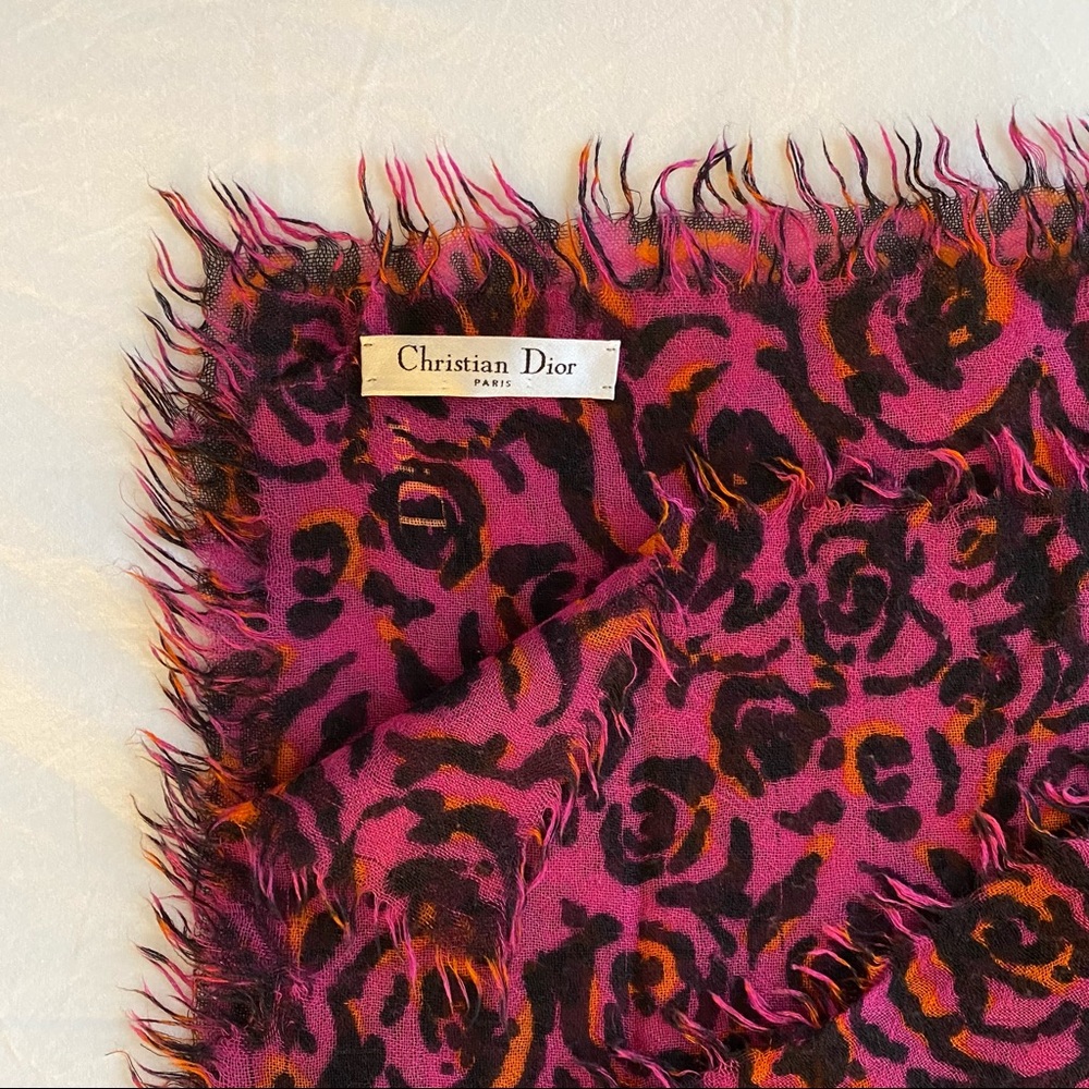 Christian Dior 🌺 scarf